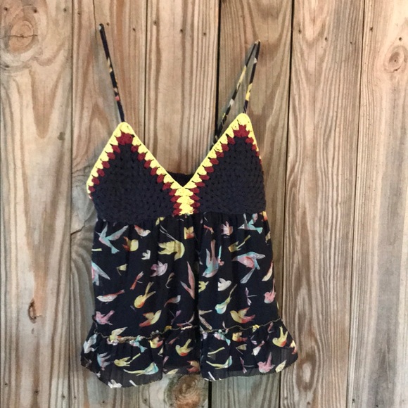🦋Chelsea & Violet sleeveless crochet bird print - Picture 4 of 8
